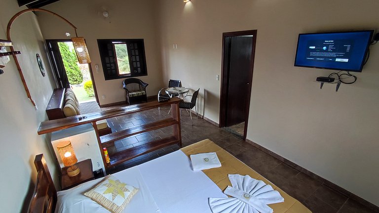 Suíte Luxo com ar-condicionado - Pousada Além das Formas
