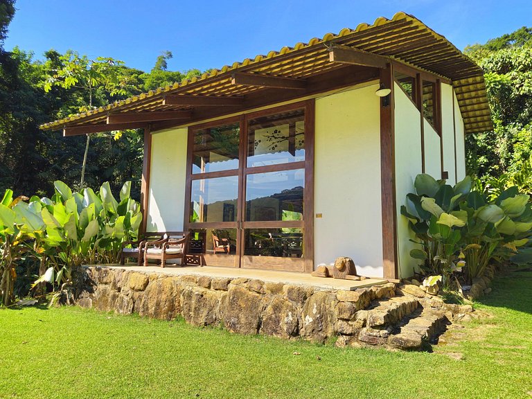 Villa com 6 suítes - Praia do Léo