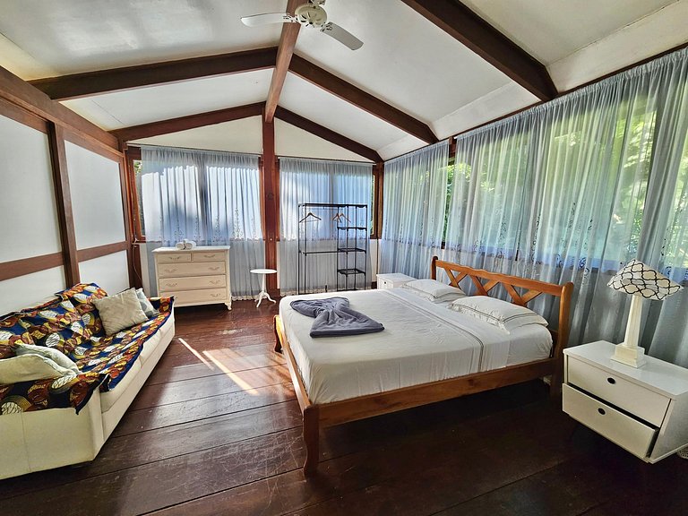 Villa com 6 suítes - Praia do Léo