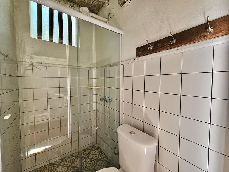 Villa com piscina, loft e 5 Suítes – Praia do Léo
