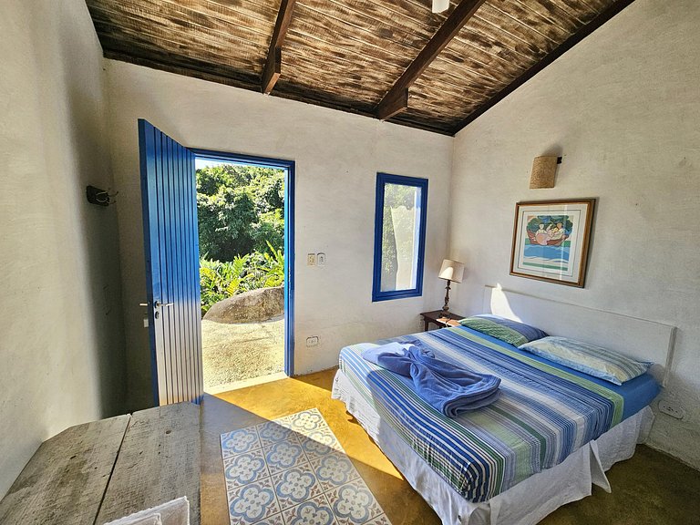 Villa com 6 suítes - Praia do Léo