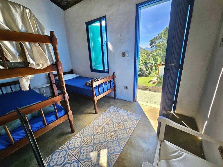 Villa com 6 suítes - Praia do Léo