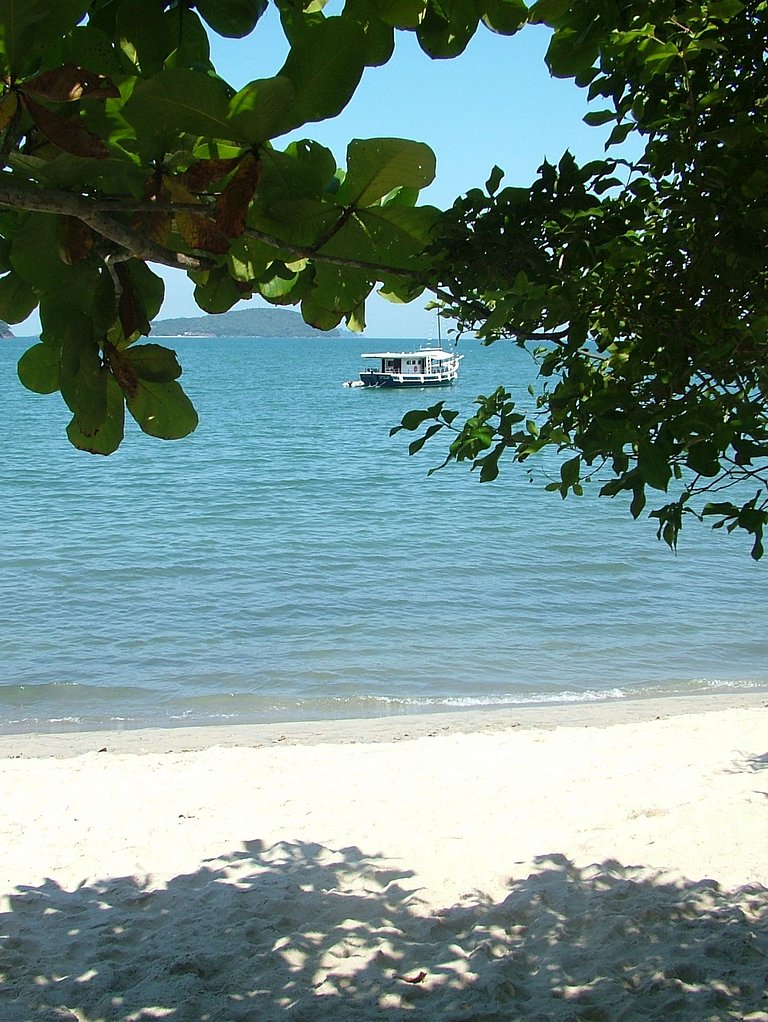 Chalé aconchegante a 50m da Praia - Ubatumirim