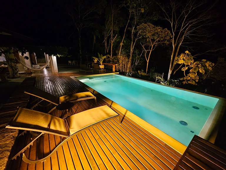 Casa com Piscina Aquecida e Vista Deslumbrante