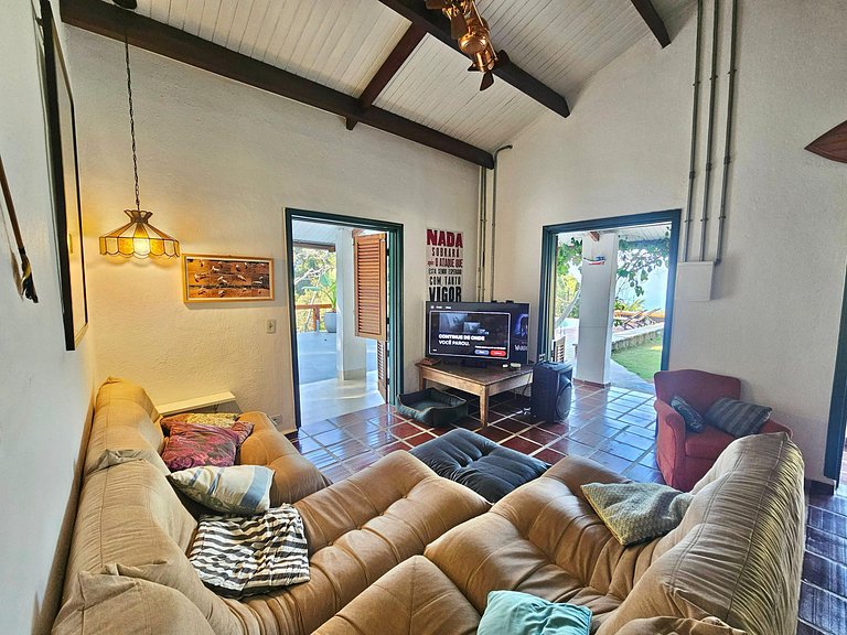 Casa com Piscina Aquecida e Vista Deslumbrante