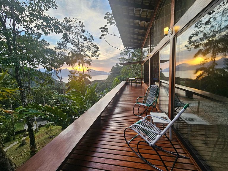 Loft Exclusivo com Banheira e Vista Espetacular