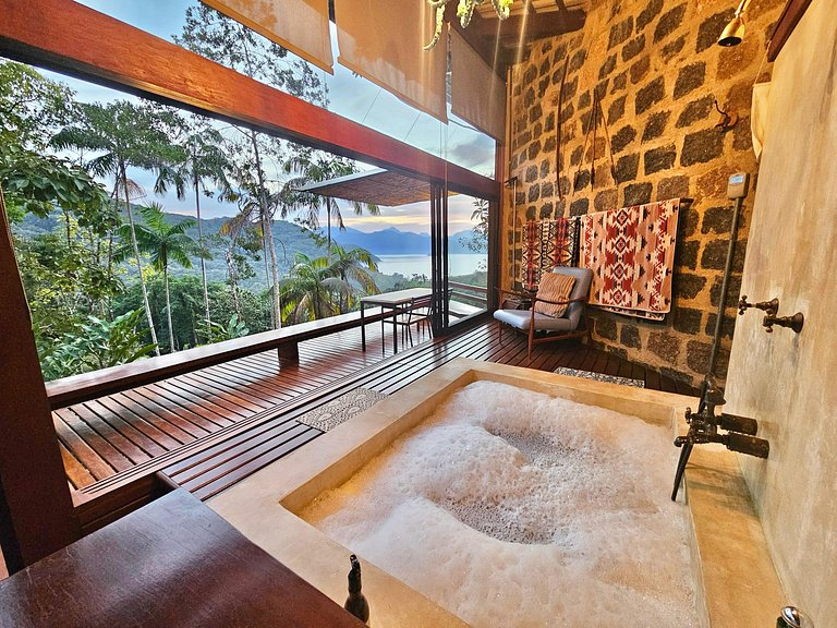 Loft Exclusivo com Banheira e Vista Espetacular