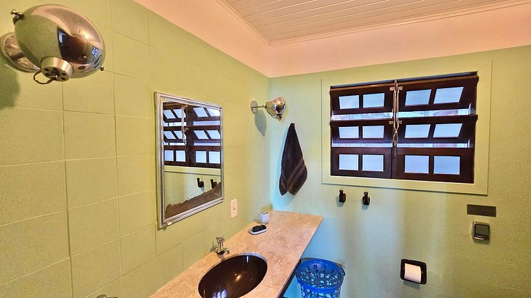 Casa com Piscina Aquecida e Vista Para o Mar