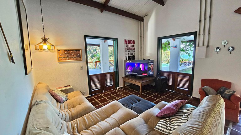 Casa com Piscina Aquecida e Vista Para o Mar