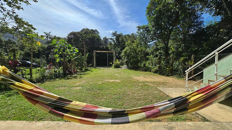Suíte Perto da Praia de Ubatumirim - Até 4 pessoas